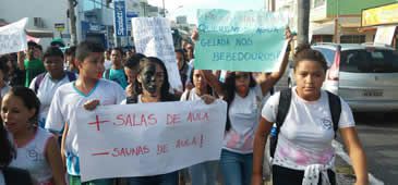 180316_protesto_escola_jacaraipe_divulgacao.jpg