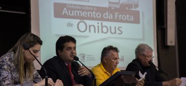080416_AudPubOnibus_LeonardoSa_01.jpg