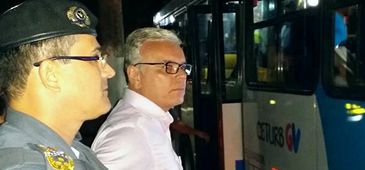 250516_andre_garcia_onibus_reproducao_facebook.jpg