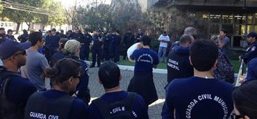 170616_protesto_gcm_facebook_reinaldo_bolao.jpg