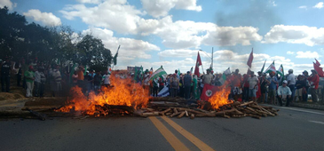 140616_protesto_colatinampa.png