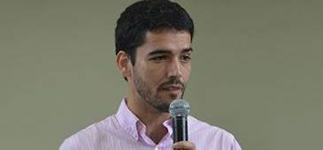 140916_victor_coelho_facebook.jpg