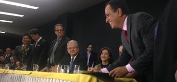 020117_posse_max_filho_renata_oliveira.jpg