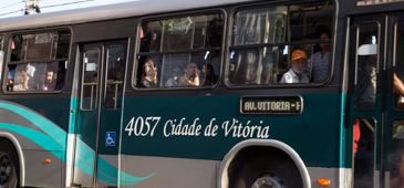 110117_Onibus_LeonardoSa_01.jpg