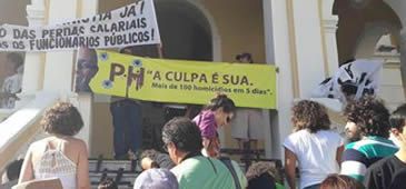 120217_protesto_anchieta_face_andre.jpg