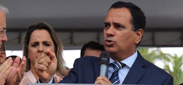 230517_max_filho_leosa_pora.jpg