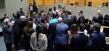 120717_plenario_ales_tati_beling_ales.jpg