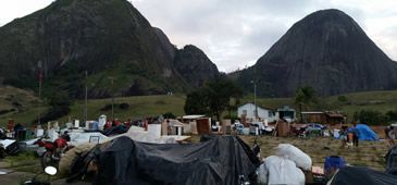 101017_acampamento_mst.jpg
