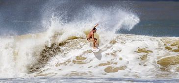 20112017_intervencao_artistica_surfistas_regencia_associacao_surf_regencia.jpg