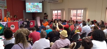 010518_frentepopular_vitortaveira.png