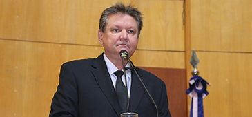 110618_eucleriosampaio_tatibeling.png