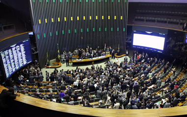plenario_camara_dos_deputados_antonioaugusto_ag_camara_.png
