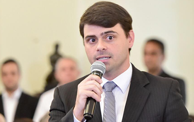 thiago_fiorio_rio_novo_do_sul_face.png