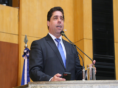 marcelo_santos_tati_beling_ales_20200309-001947_1.png