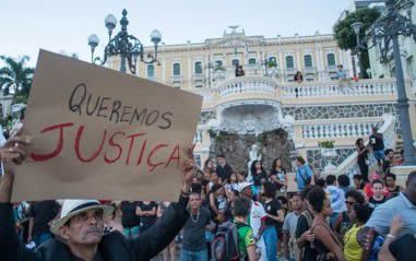 protesto_exterminio_juvetnude_negra_leonardo_sa.jpg