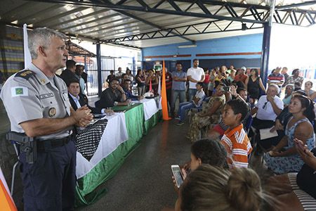 PoliciaisProfessores_Agencia_Brasil.jpg