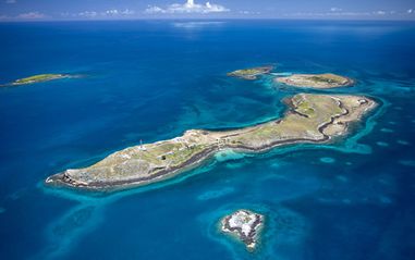 abrolhos_aerea_enrico_marcovaldi_projeto_baleia_jubarte.jpg