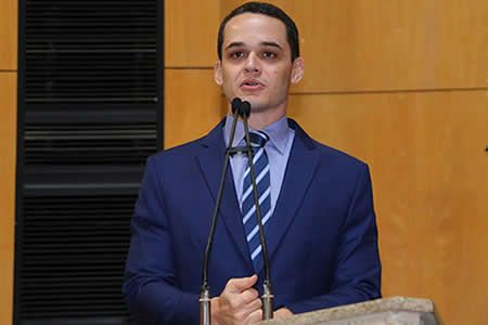 lorenzopazolini_deputado_tatibeling_ales.jpg