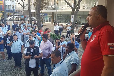 Greve_Onibus12-08-219_Sindirodoviarios_ES.jpg