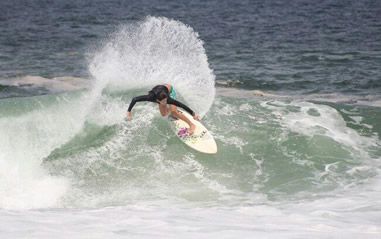 surfista_mulher_yries_pereira_asfes.jpg