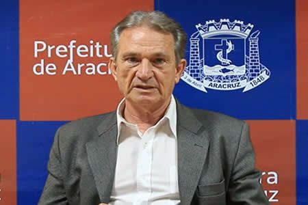 jones_cavaglieri_prefeitura_aracruz.jpg