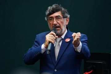 reitor_na_camara_deputado_20200309-040713_1.jpg