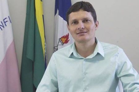 alencar_marim_prefeito_barra_sao_francisco_facebook.jpg