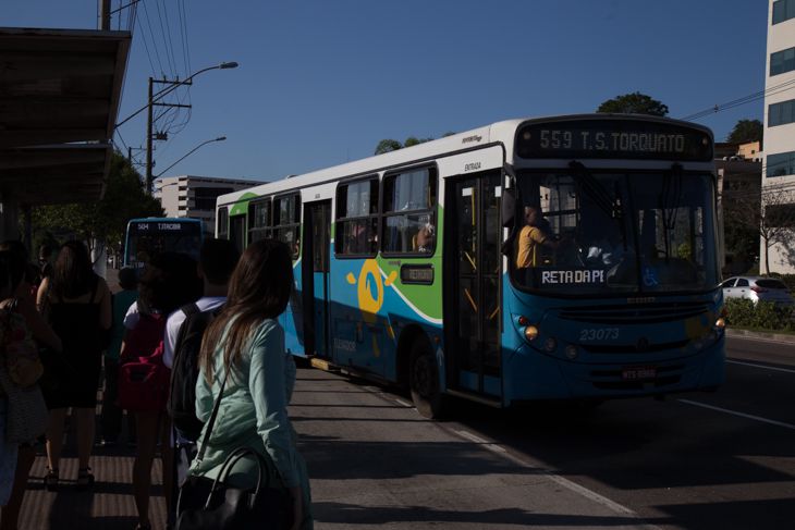 onibus_ponto_transcol_leonardo_sa-2.jpg