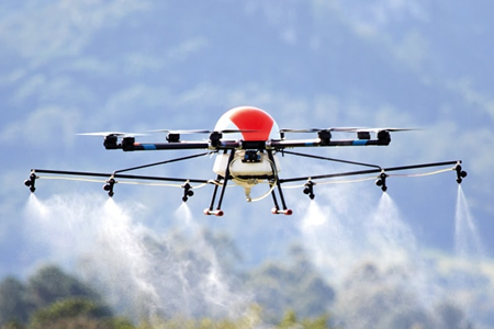 drone_agrotoxicos_daniel_bandeira_estima_skydrones_via_revista_pesquisa_fapesp.jpg