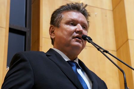 eucleriosampaio_perto_lissadepaula_ales.jpg
