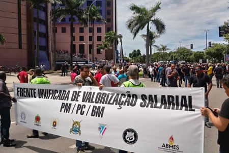 passeata_frente_unificada_seguranca_capa.jpg