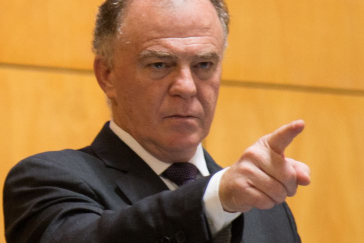 renatocasagrandeleosa.jpg