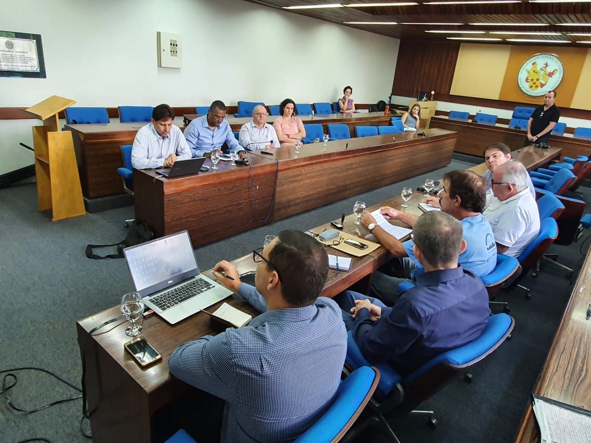 ufescontaratosenador17022020.jpg