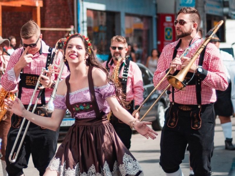 Banda_Bier-Herr__Festa_Pomerana_divulgacao.jpg