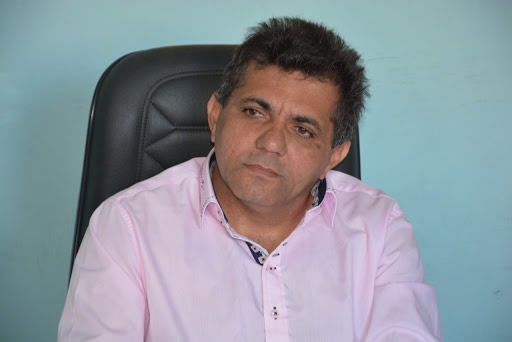 arnobiopinheiro_prefeitopinheiros_prefeitura.jpg
