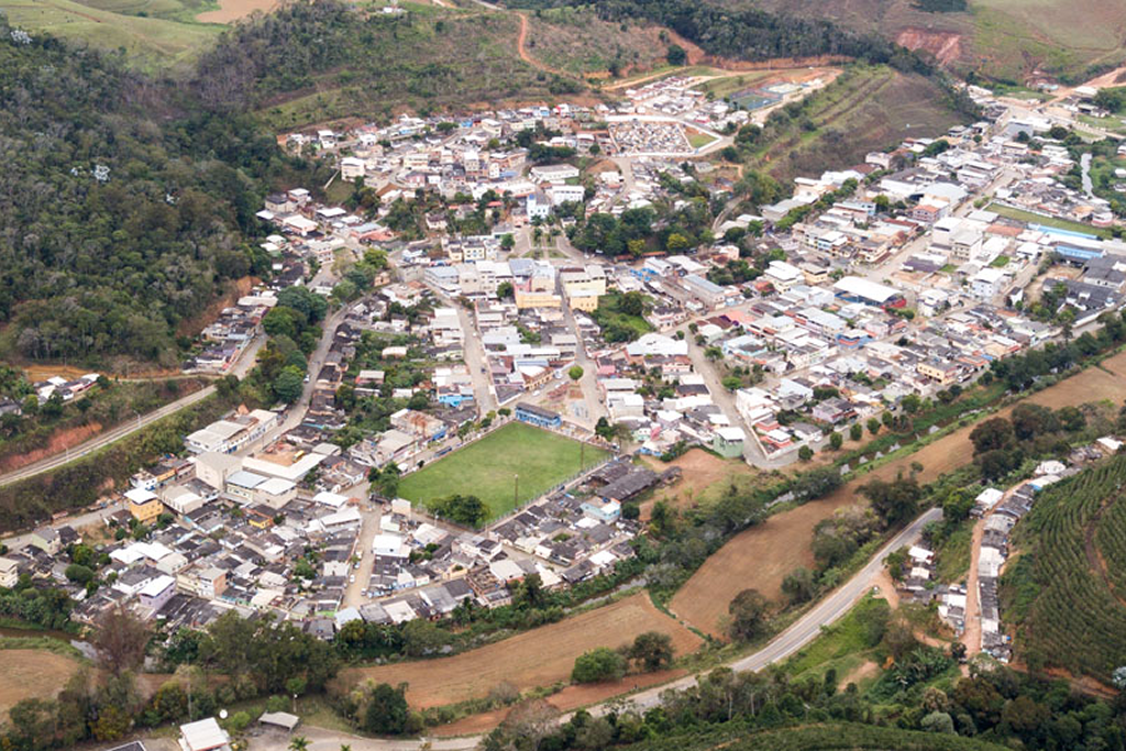 dores_do_rio_preto_divulgacao.png