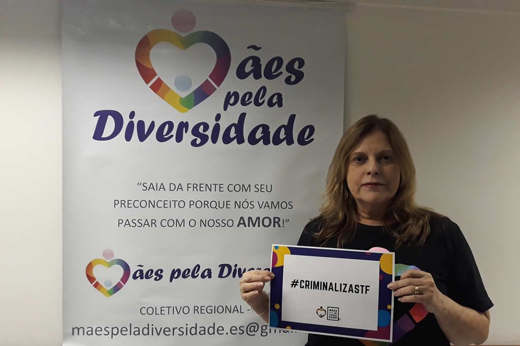 monica_maespeladiversidadade_coletivo.jpg
