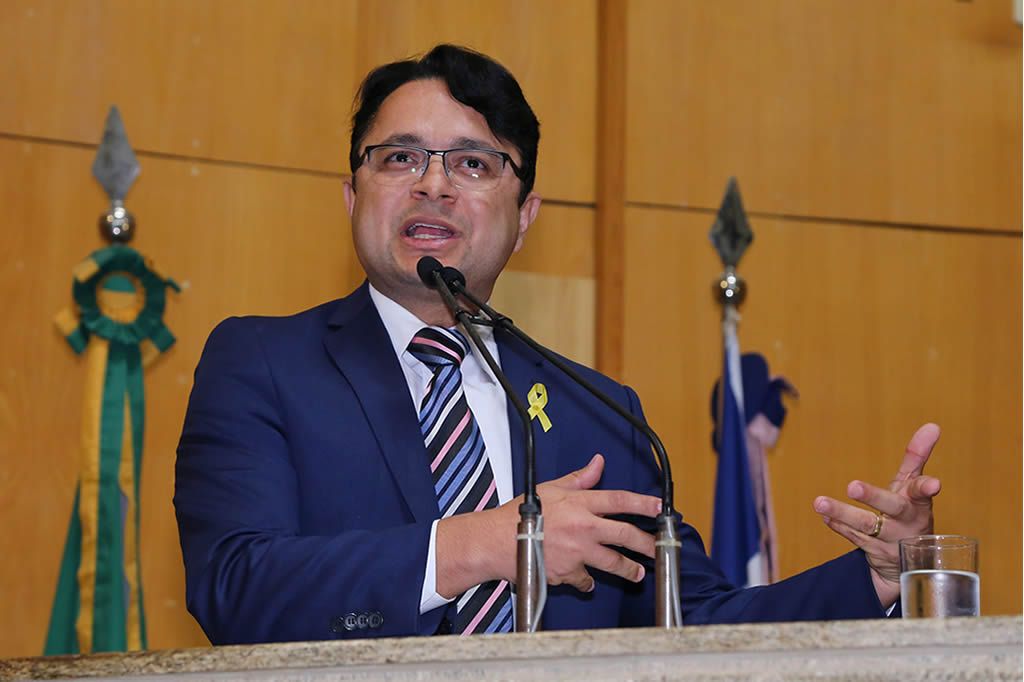 vandinho_leite_tatibeling_ales.jpg