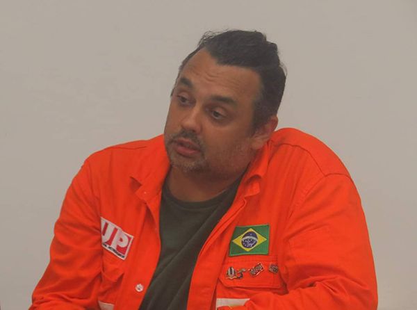 wallace_ouverney_creditosDivulgacao.jpg