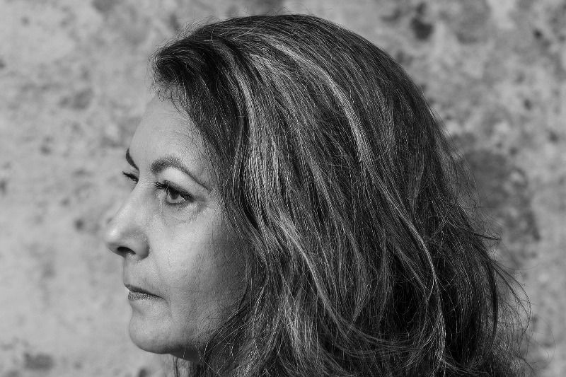 Carla_Roncarati_capa_Nicolas_Soares.jpg