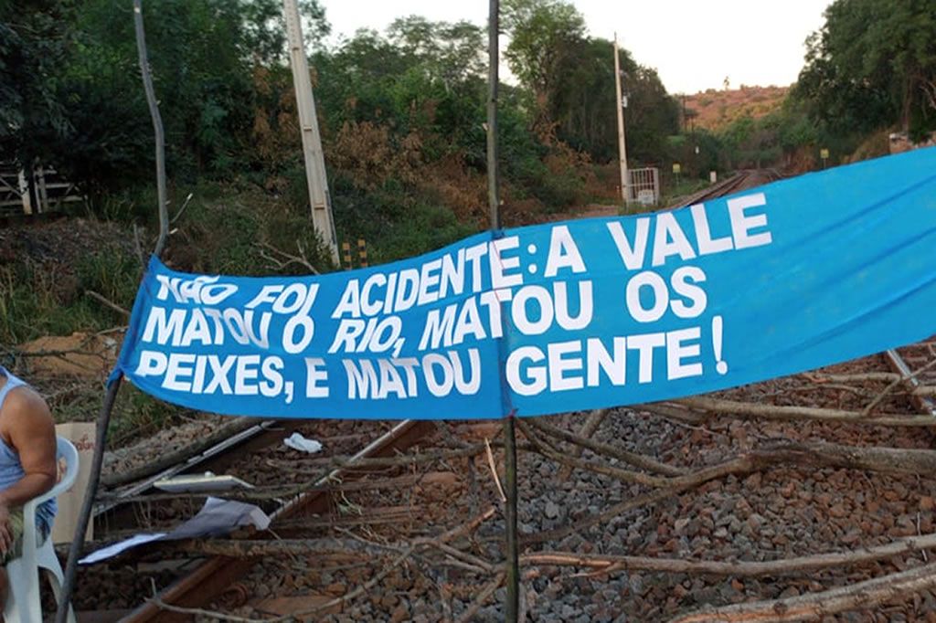 protesto_trilhos_vale_divulgacao.jpg