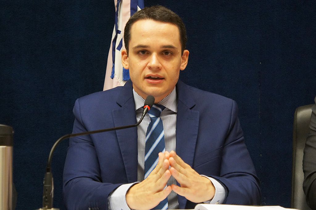 lorenzo_pazolini_ellencampanharo_ales.jpg