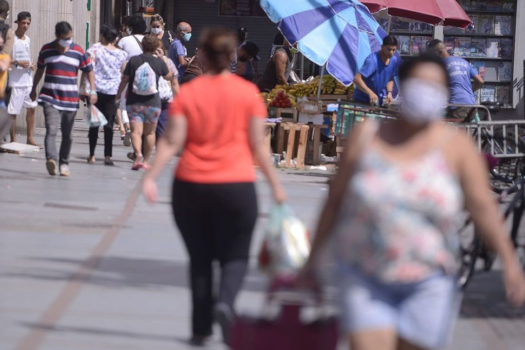 pessoas_rua_mascara_tomaz_silva_agencia_brasil.jpg