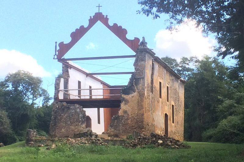 ruinas_igreja_queimado_vitor_taveira.jpg
