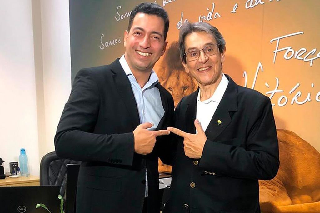 assis_robertojeferson_redessociais.jpg