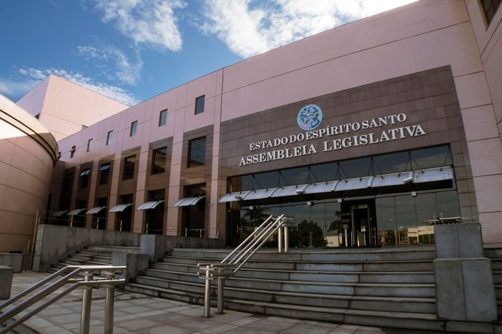 ales_fachada_lucasalbani_ales.jpg