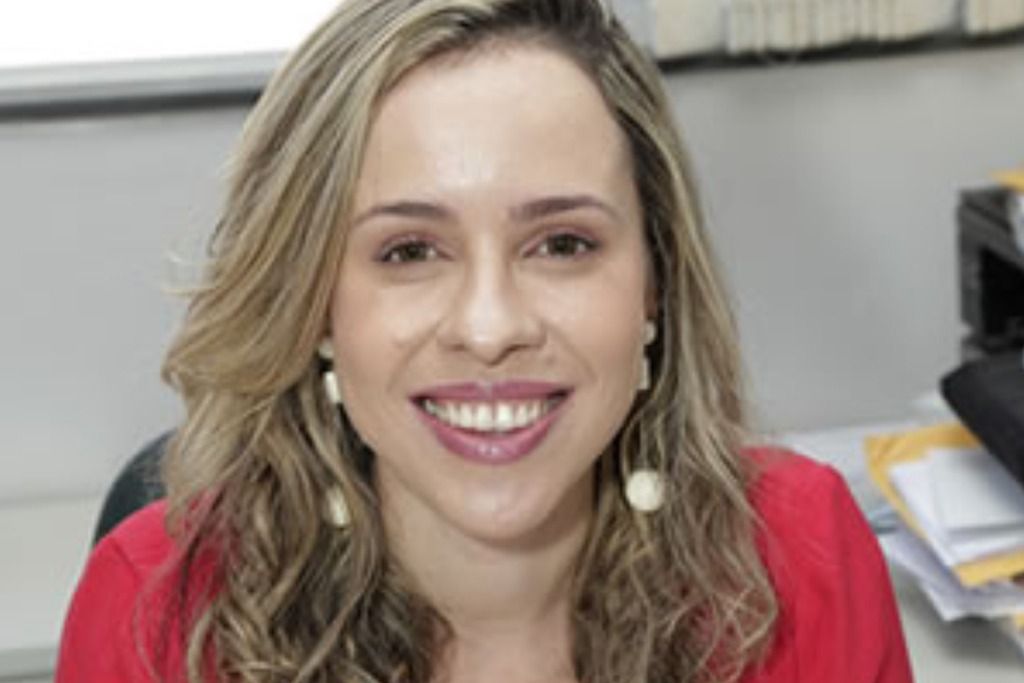 debora_freire_cardoso_ufmg.jpeg