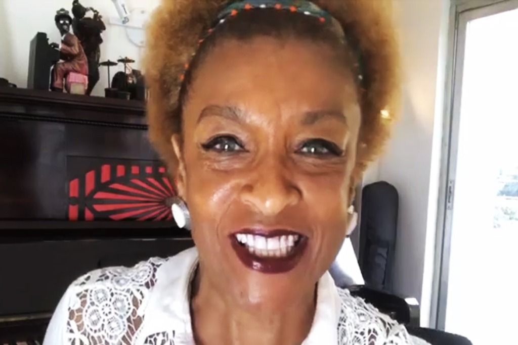 elisa_lucinda_campanha_coser_reproducao_rede_social.jpeg