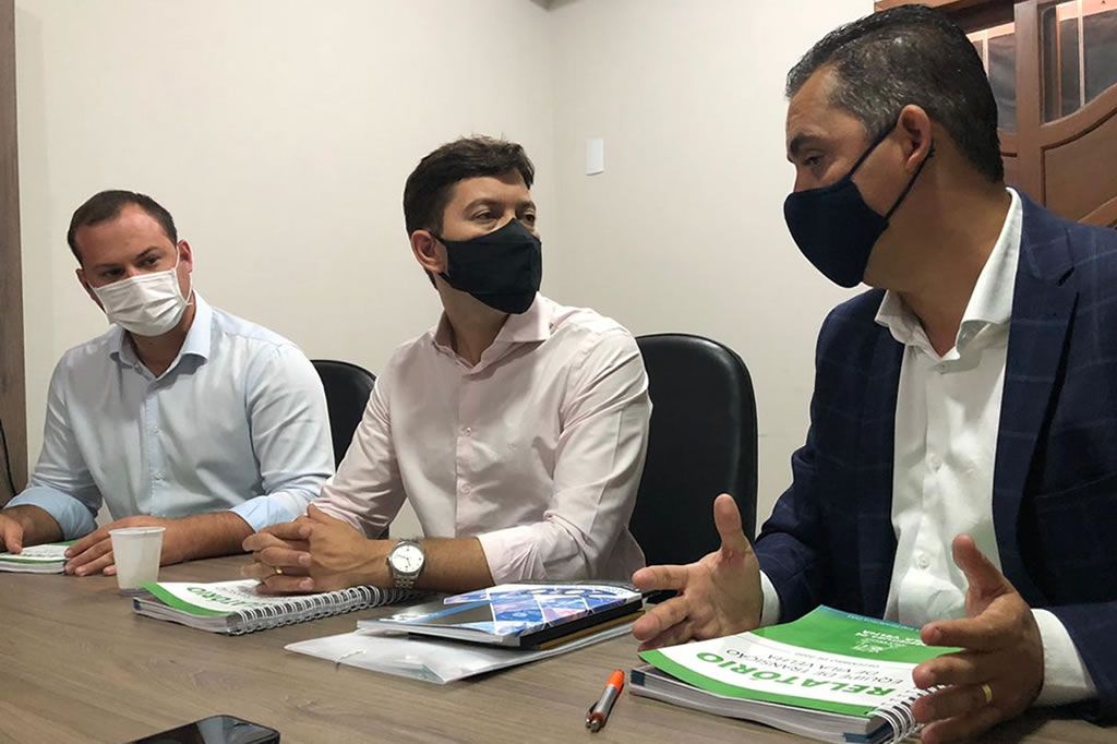 equipearnaldinho_relatorio_divulgacao.jpg