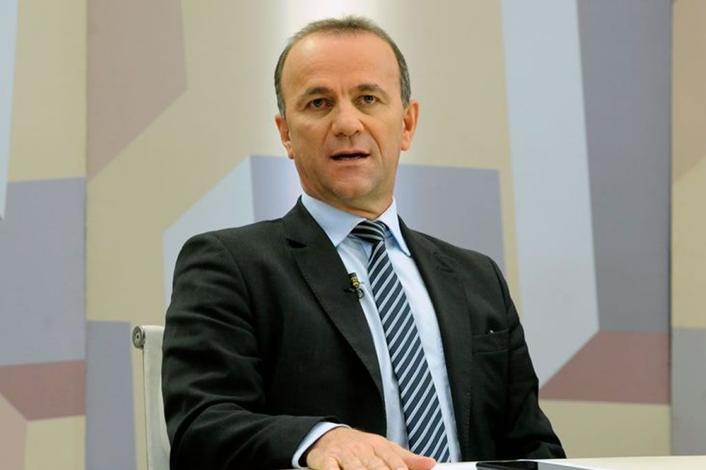 helder_camara_camaradeputados.jpg